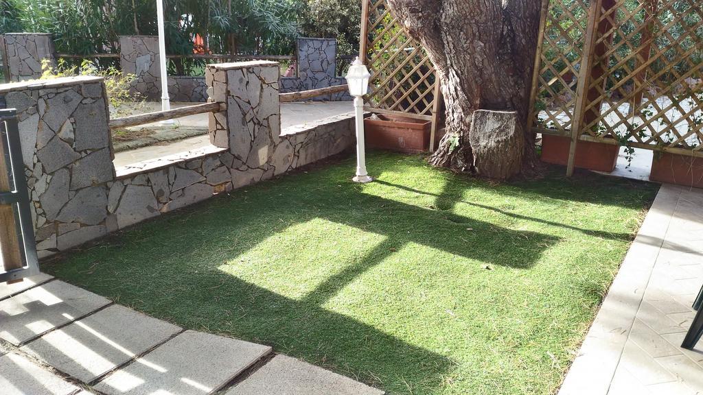 Casa Rubina Villa Porto Pino Bagian luar foto