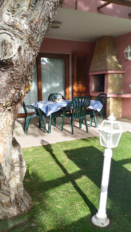 Casa Rubina Villa Porto Pino Bagian luar foto
